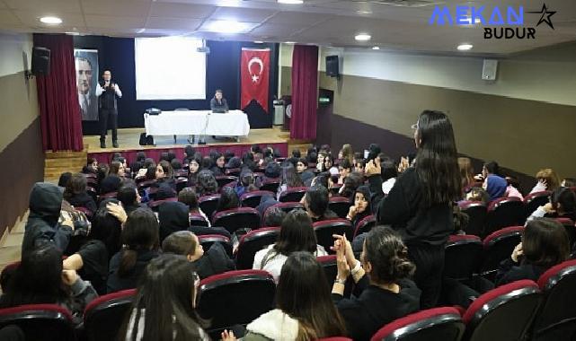 Bakırköy Belediyesi Gençleri Afetlere Karşı Bilinçlendiriyor