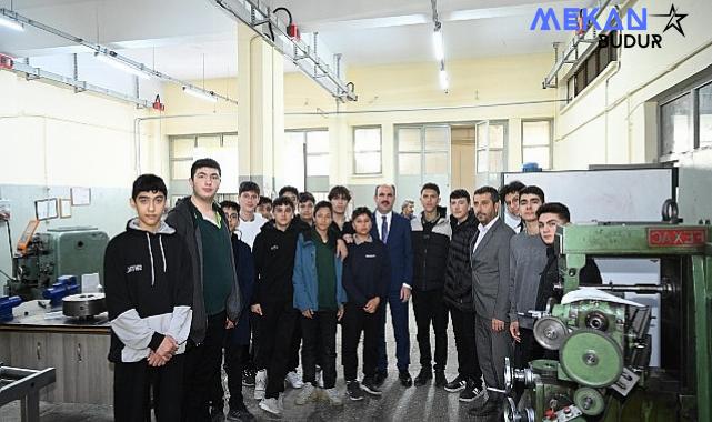 Başkan Altay, Selçuklu Mesleki ve Teknik Anadolu Lisesi Öğrencileriyle Buluştu