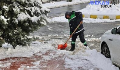 Başkan Arı “Nevşehir’de Kar Mesaimiz Aralıksız Sürüyor”