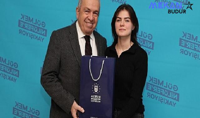 Başkan Şadi Özdemir gençleri ağırladı