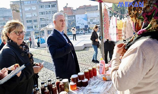 Bergama Belediyesi Üreten Kadınlar İçin Yeni Yıl Pazarı Kurdu