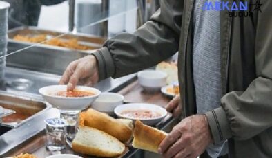 Buca Belediye Lokantaları öğrenciye ve emekliye can suyu oldu