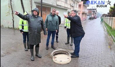 Büyükşehir ve MASKİ Ekipleri Şiddetli Yağışa Karşı Sahada