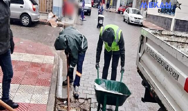 Büyükşehir ve MASKİ Ekipleri Yağışta Sahadaydı