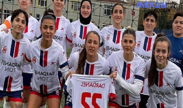 Çanakkale Dardanelspor Kadın Futbol Takımı, Ligin İlk Yarısını Lider Olarak Tamamladı