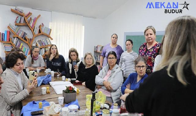 Eğitimlerle Balmumu Kadınların Elinde Hayat Buluyor