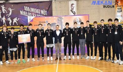 Lüleburgaz Belediyesi Gökhan Teksöz 6. Basketbol Turnuvası’nda şampiyon Tofaş