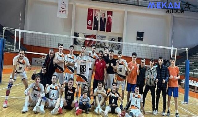 Parkenin Prensleri İnegöl’de Galip