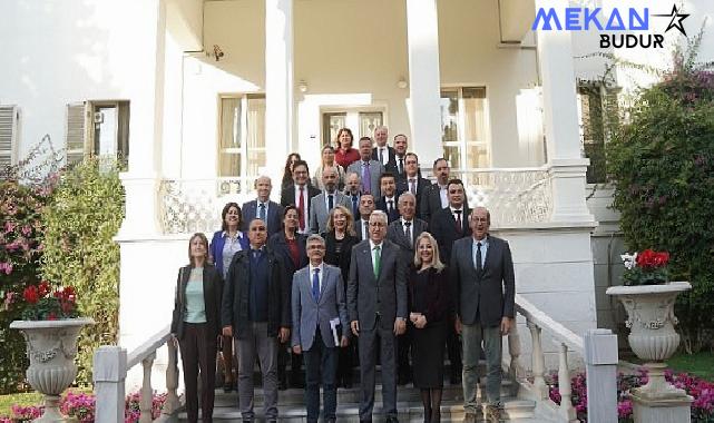 Rektör Budak, “Ege Üniversitesi olarak, meslek yüksekokullarımızı organize sanayi bölgelerine taşımak istiyoruz”