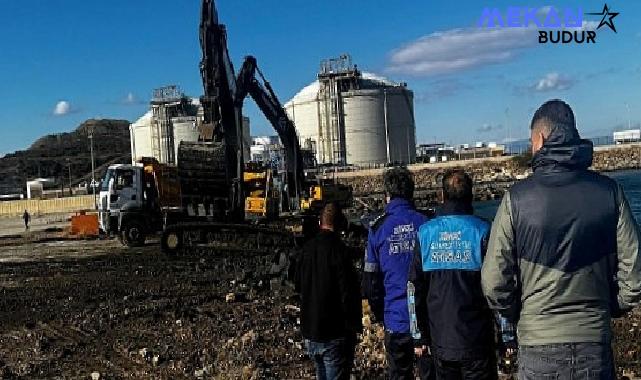 Tehlikeli atıkların kazı ve taşıma işlemi durduruldu