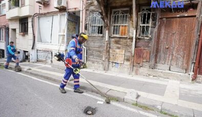 Üsküdar Belediyesi temizlik çalışmalarını yoğun bir şekilde sürdürüyor